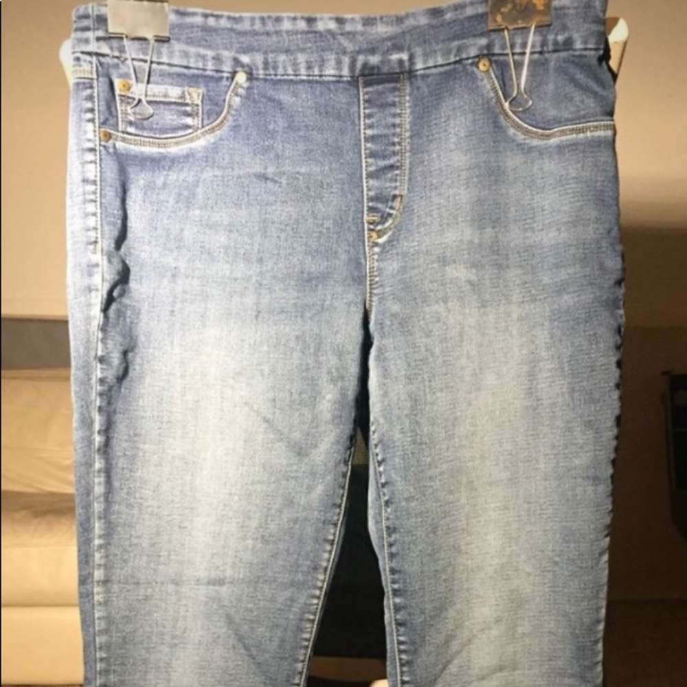 tribal fashion light washed denim jeans size 14